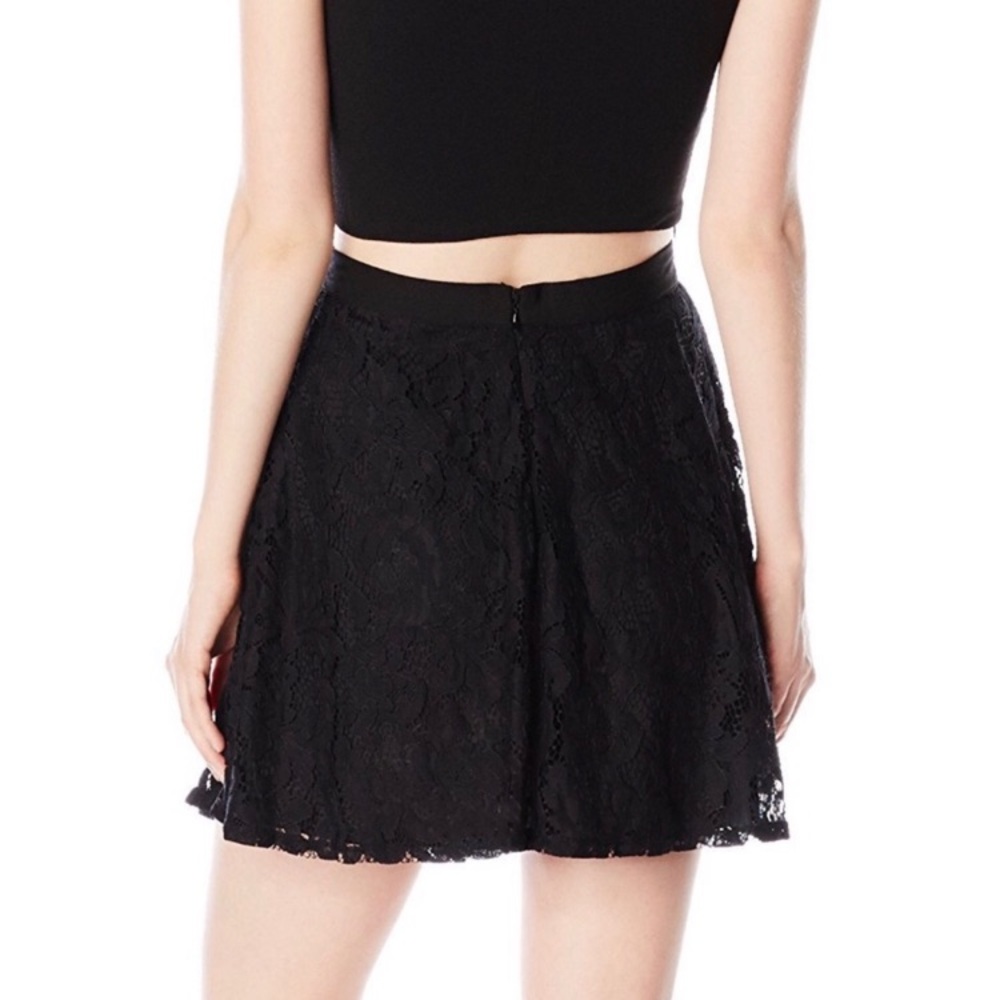 All Over Floral Lace Skater Skirt and Cropped Keyhole Top Set - Picture 3 of 3